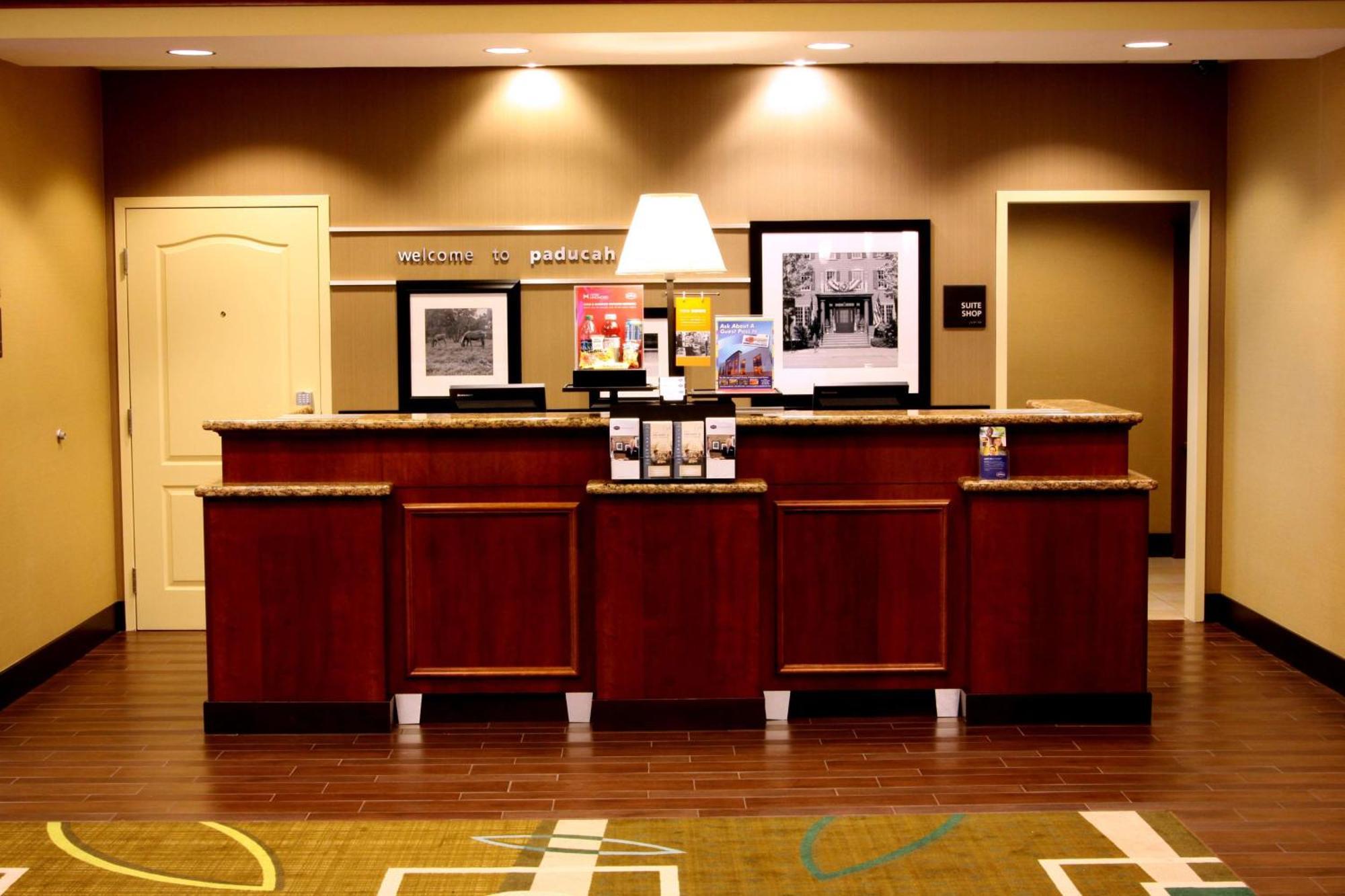 Hampton Inn&Suites Paducah Bagian luar foto
